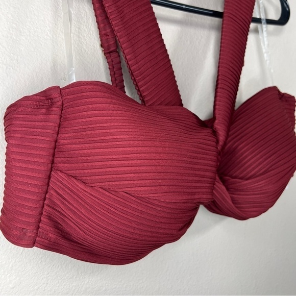 NEW 1x TIME AND TRU BURGUNDY SWIM TOP RETROINED WIREFREE RETRO PLUS NWT - Picture 2 of 8
